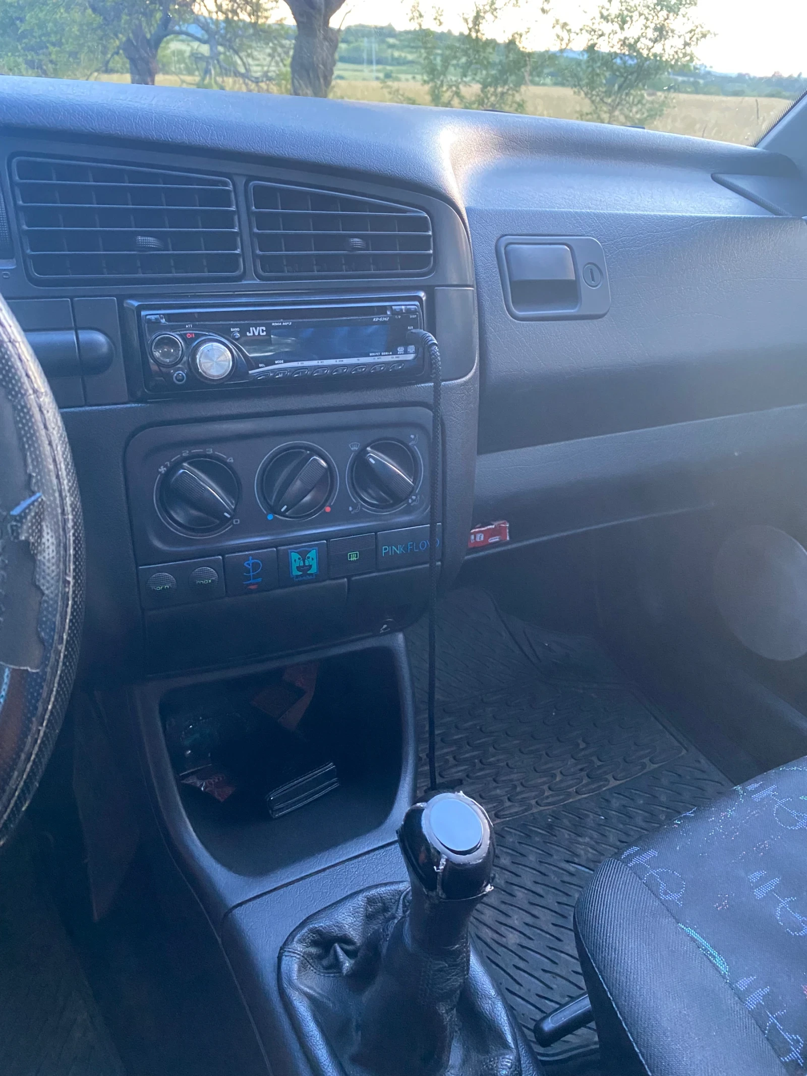 VW Golf, снимка 7 - Автомобили и джипове - 54977337