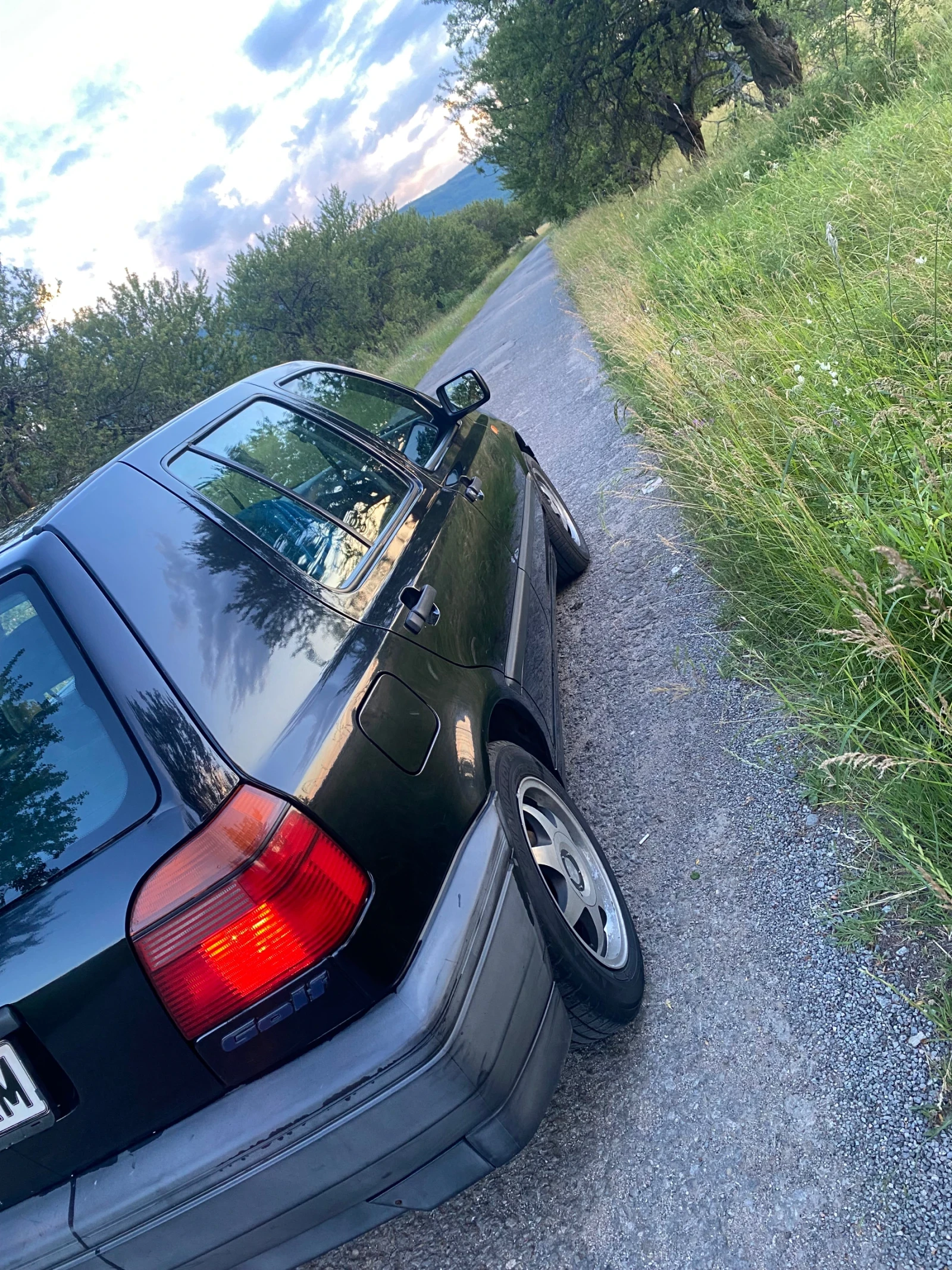 VW Golf, снимка 4 - Автомобили и джипове - 54977337