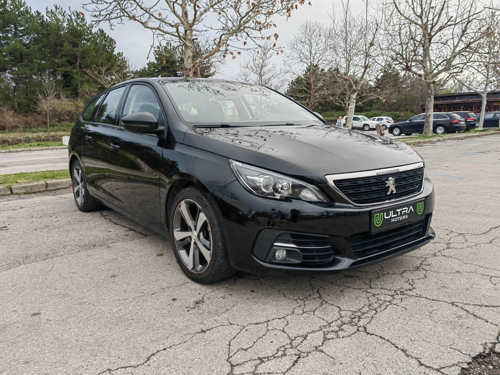 Peugeot 308 1.6Blue Hdi , 100 кс , фейслифт, снимка 2 - Автомобили и джипове - 55345341