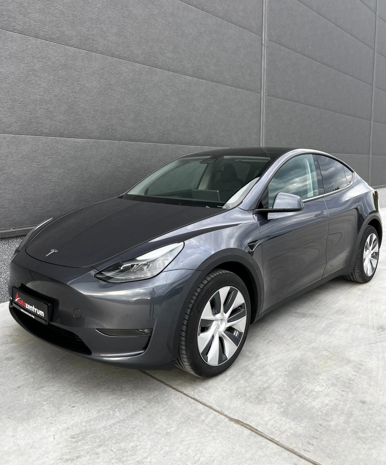 Tesla Model Y Long Range Dual AWD, снимка 2 - Автомобили и джипове - 55397172