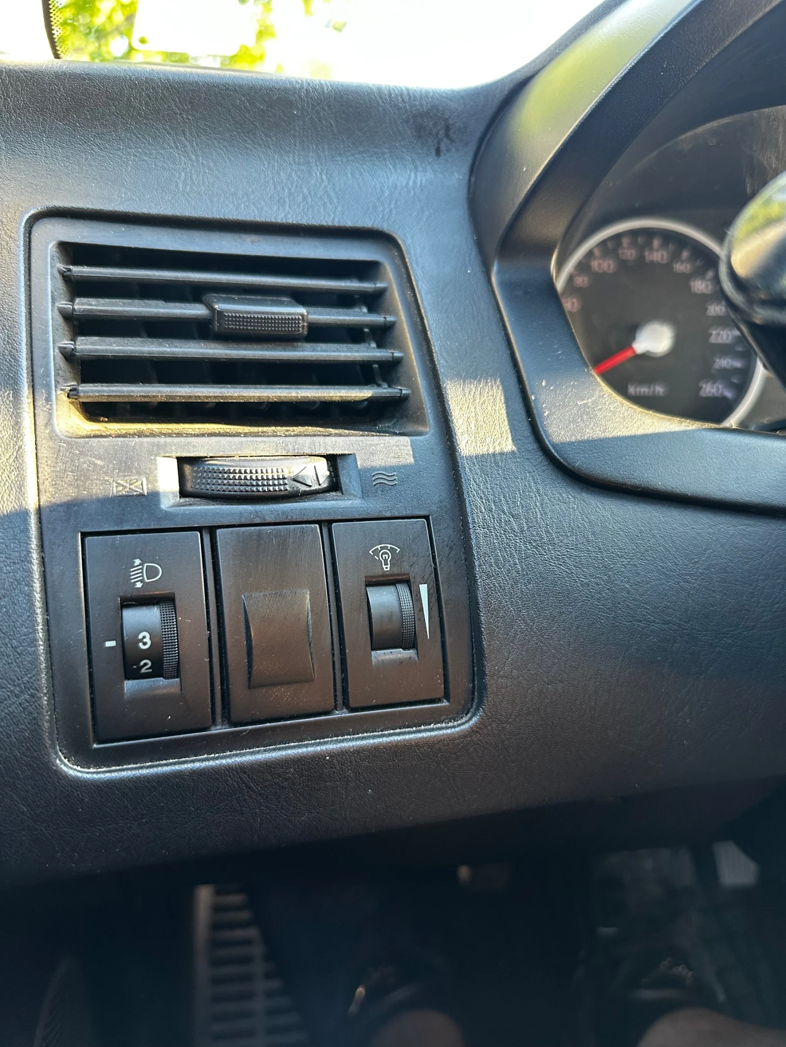 Hyundai Coupe, снимка 16 - Автомобили и джипове - 55481490