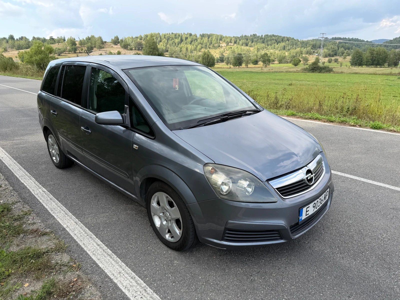 Opel Zafira Автомат 7 местна, снимка 10 - Автомобили и джипове - 55934389