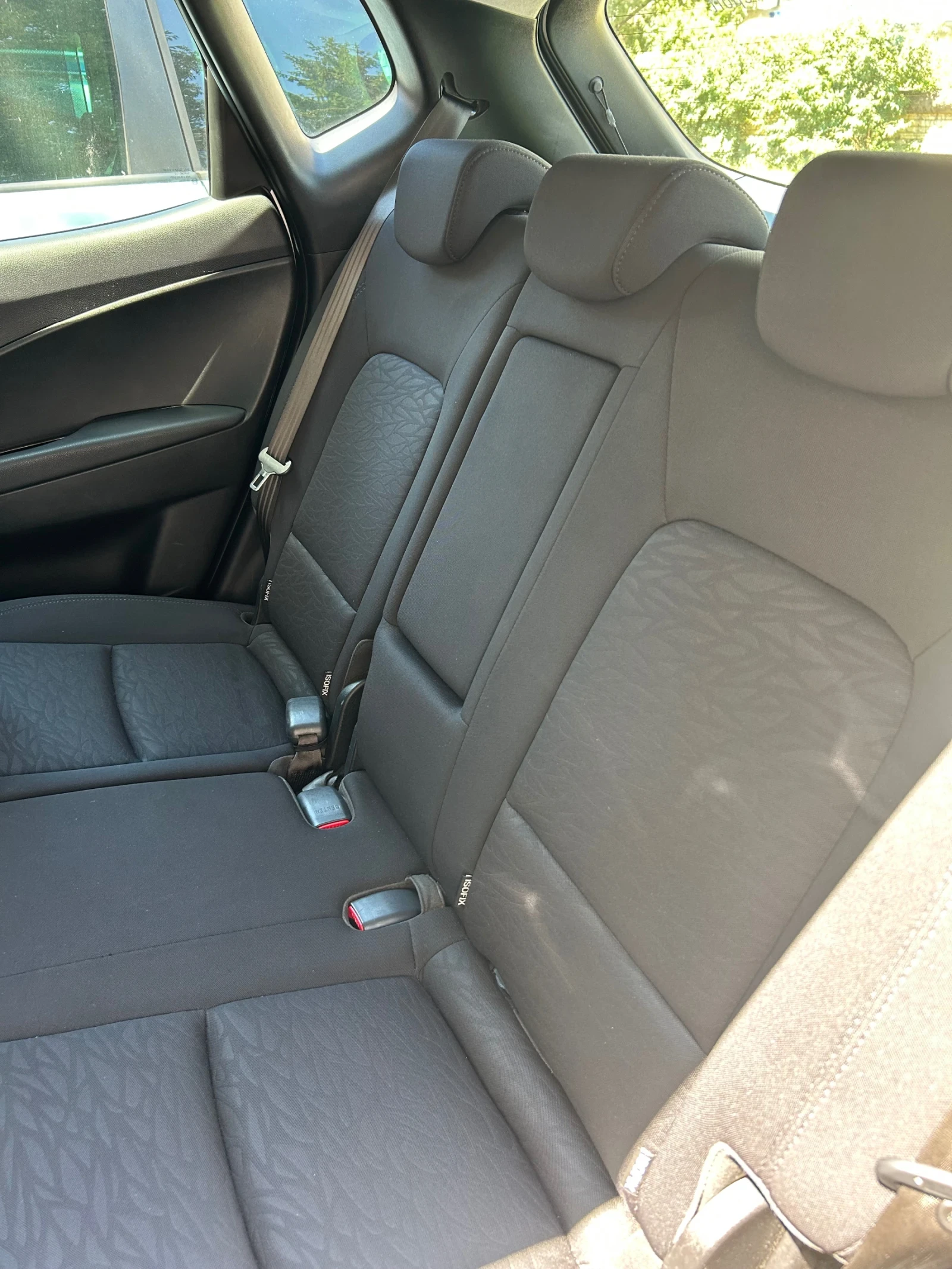 Hyundai Ix20, снимка 15 - Автомобили и джипове - 55953640