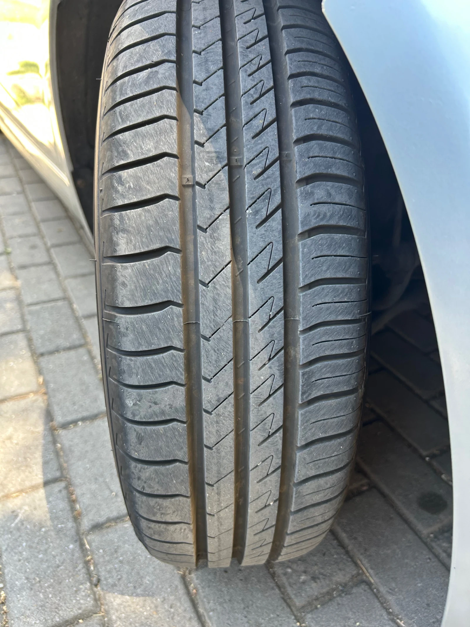 Hyundai Ix20, снимка 4 - Автомобили и джипове - 55953640