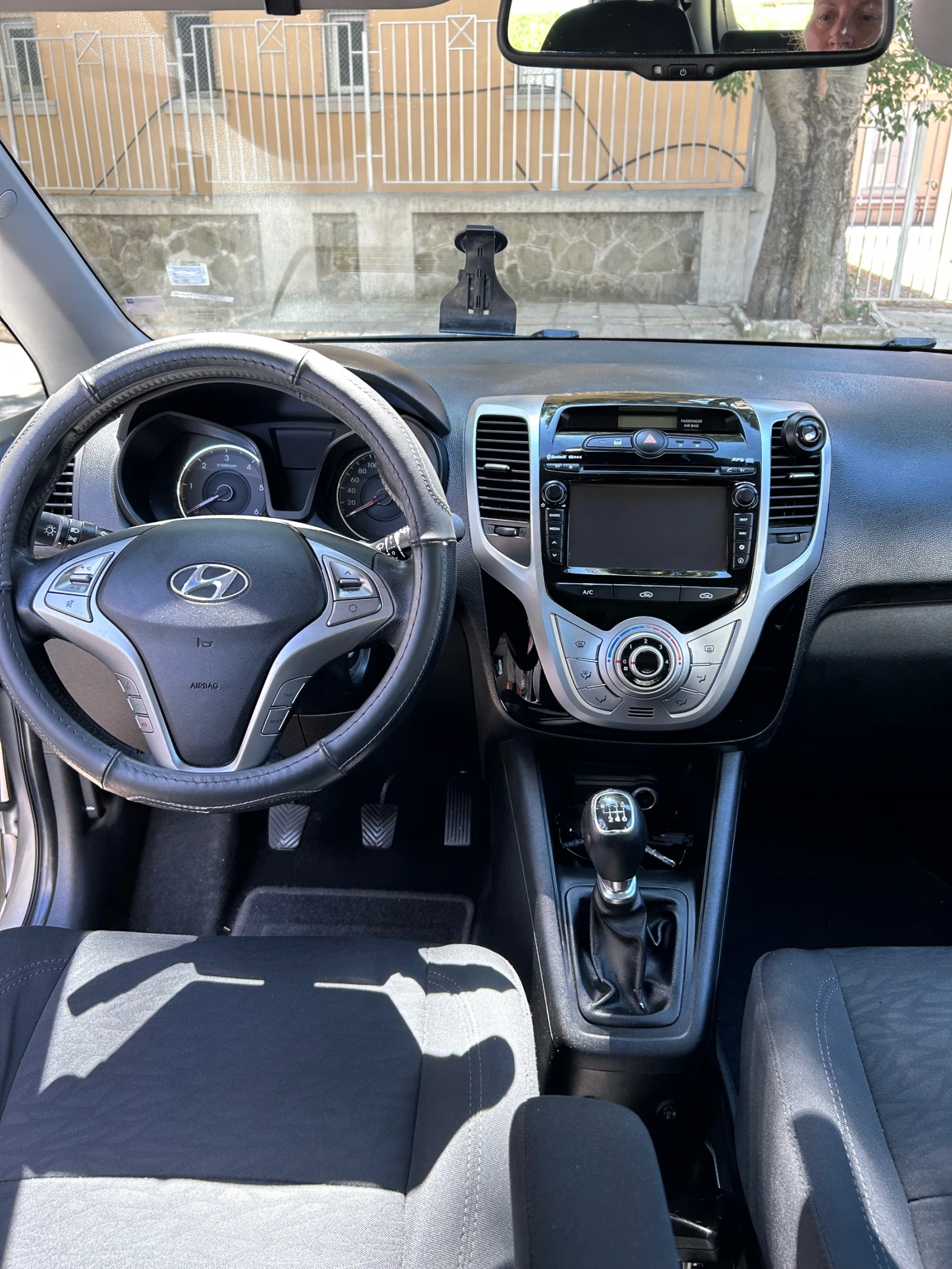 Hyundai Ix20, снимка 12 - Автомобили и джипове - 55953640