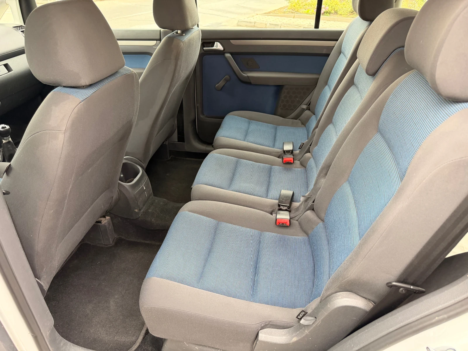 VW Touran  Климатик   Фейслифт , снимка 11 - Автомобили и джипове - 56227658