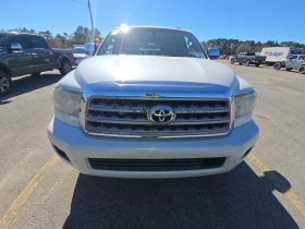 Toyota Sequoia - 11067 € / 21645.17 лв. - 96633988 2