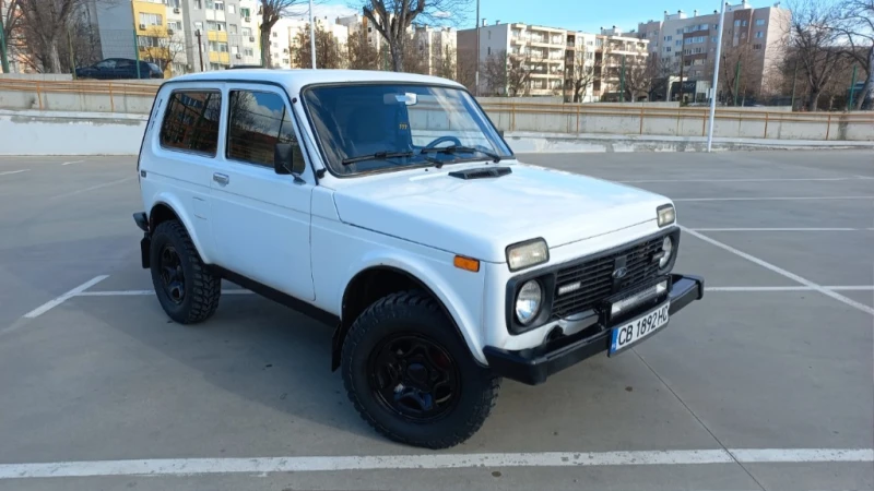 Lada Niva 2121, снимка 3 - Автомобили и джипове - 47960132