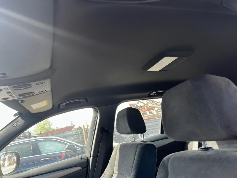 BMW X1 E84 2.0xd 177hp M-pack НА ЧАСТИ, снимка 9 - Автомобили и джипове - 50235581