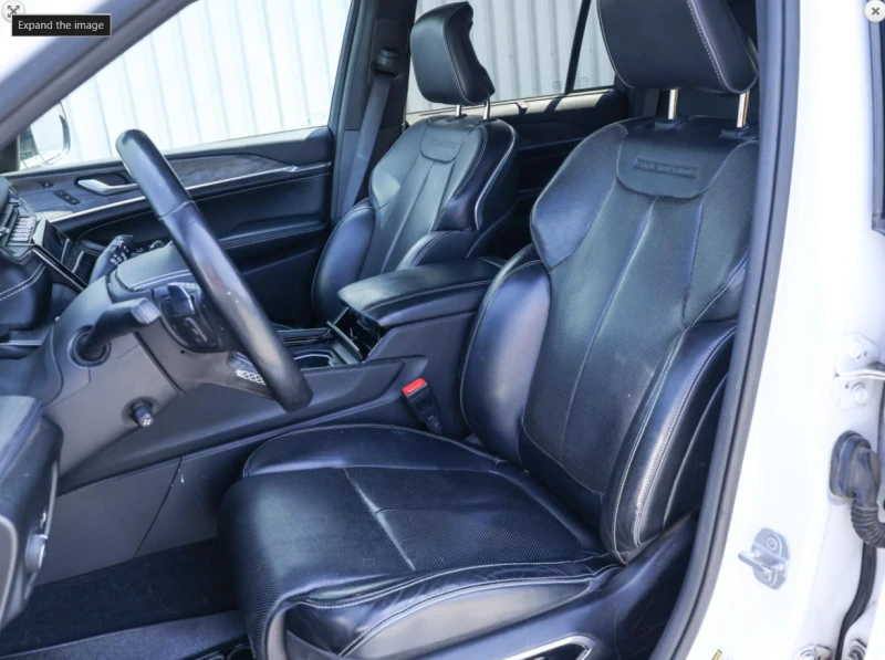 Jeep Grand cherokee OVERLAND* V8* HEATED&COOLED* PANSUNROOF, снимка 14 - Автомобили и джипове - 53442275