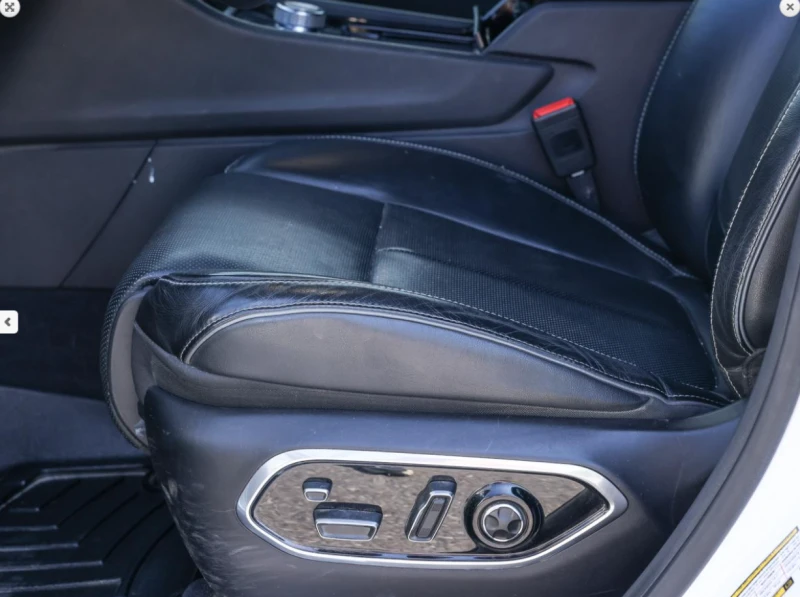 Jeep Grand cherokee OVERLAND* V8* HEATED&COOLED* PANSUNROOF, снимка 13 - Автомобили и джипове - 53442275