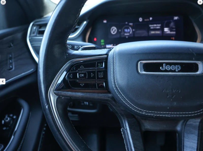 Jeep Grand cherokee OVERLAND* V8* HEATED&COOLED* PANSUNROOF, снимка 16 - Автомобили и джипове - 53442275