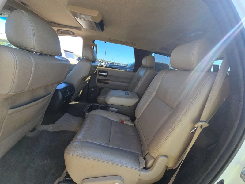 Toyota Sequoia, снимка 13 - Автомобили и джипове - 53523361