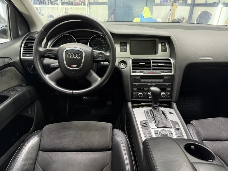 Audi Q7 3.0 tdi, снимка 8 - Автомобили и джипове - 53587238
