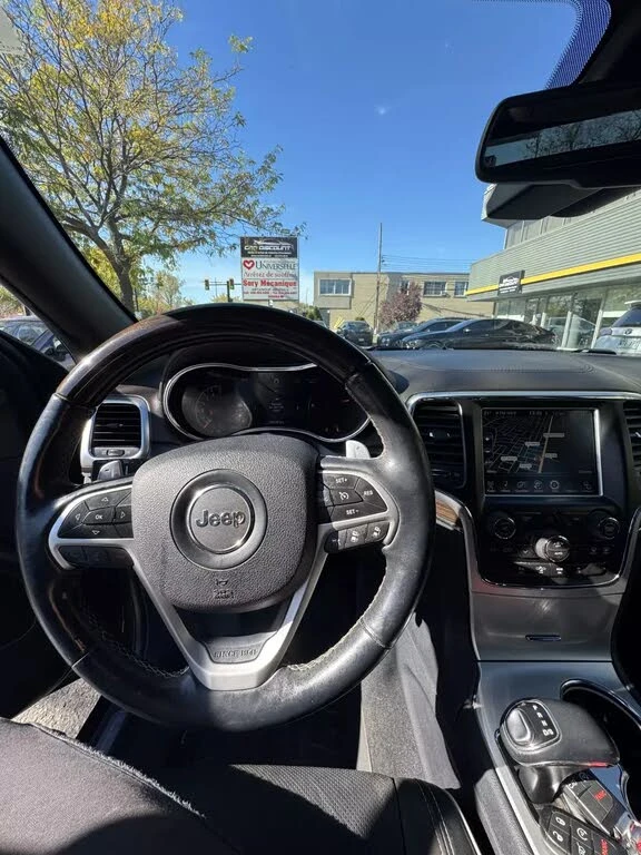 Jeep Grand cherokee OVERLAND 4X4* 8ZF* DISTRONIC* ПАНО* ОБДУХВАНЕ - изображение 10