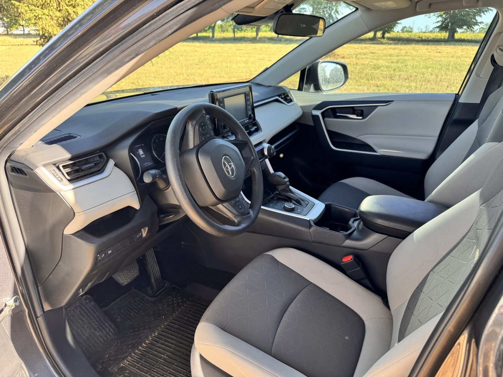Toyota Rav4 XLE - изображение 9
