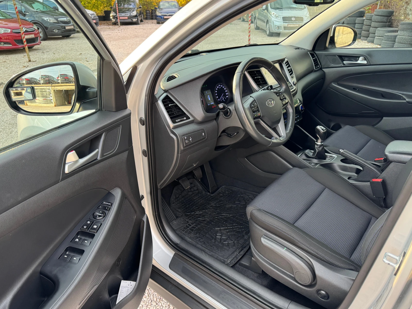 Hyundai Tucson КАТО НОВ - изображение 9