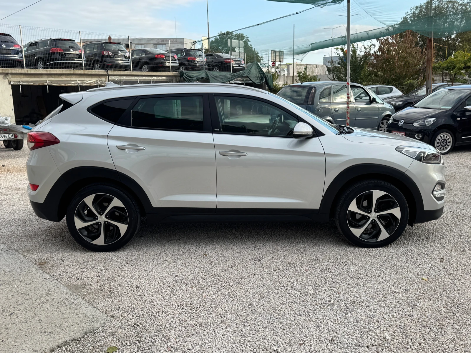 Hyundai Tucson КАТО НОВ - изображение 3