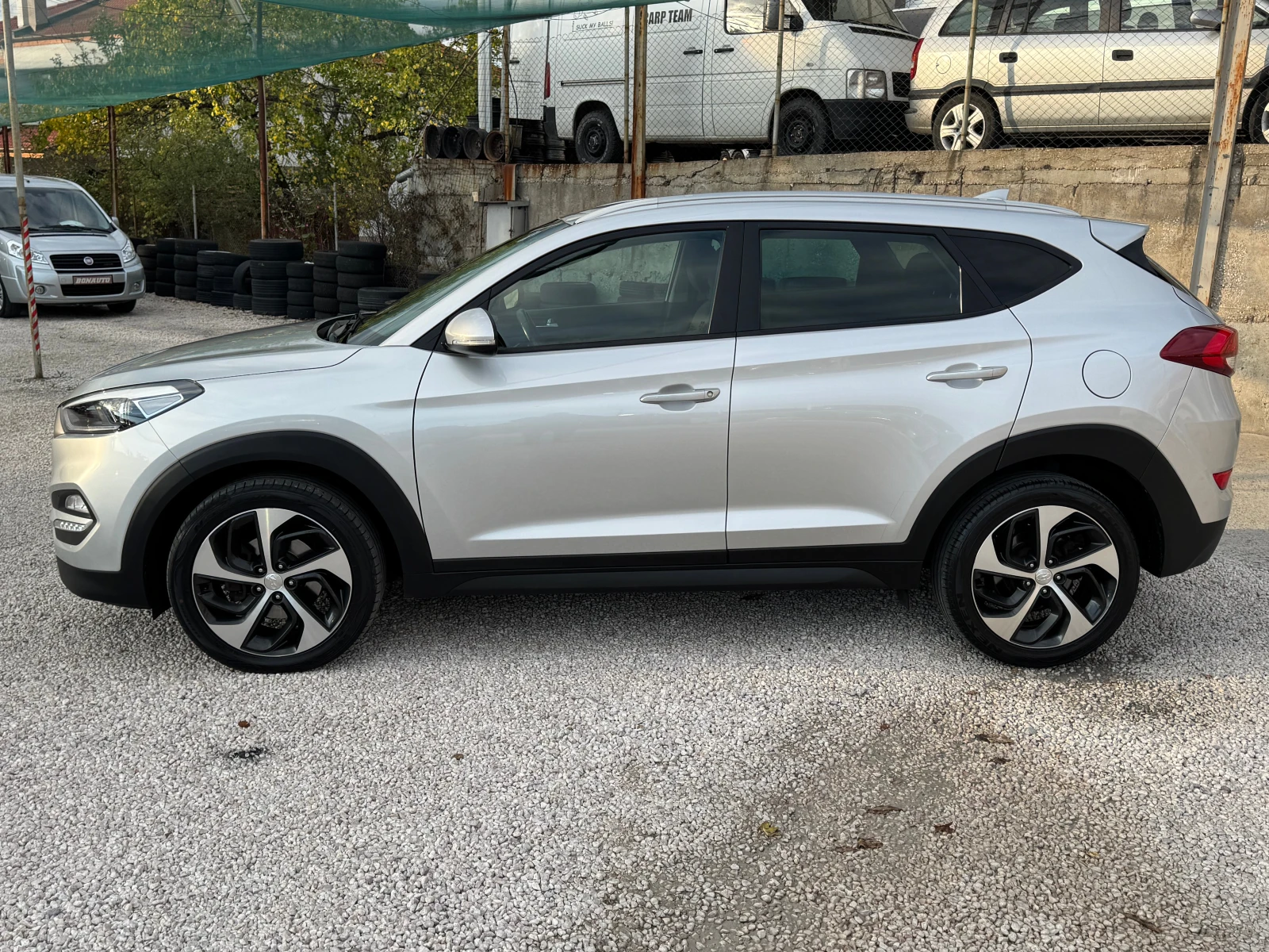 Hyundai Tucson КАТО НОВ - изображение 6