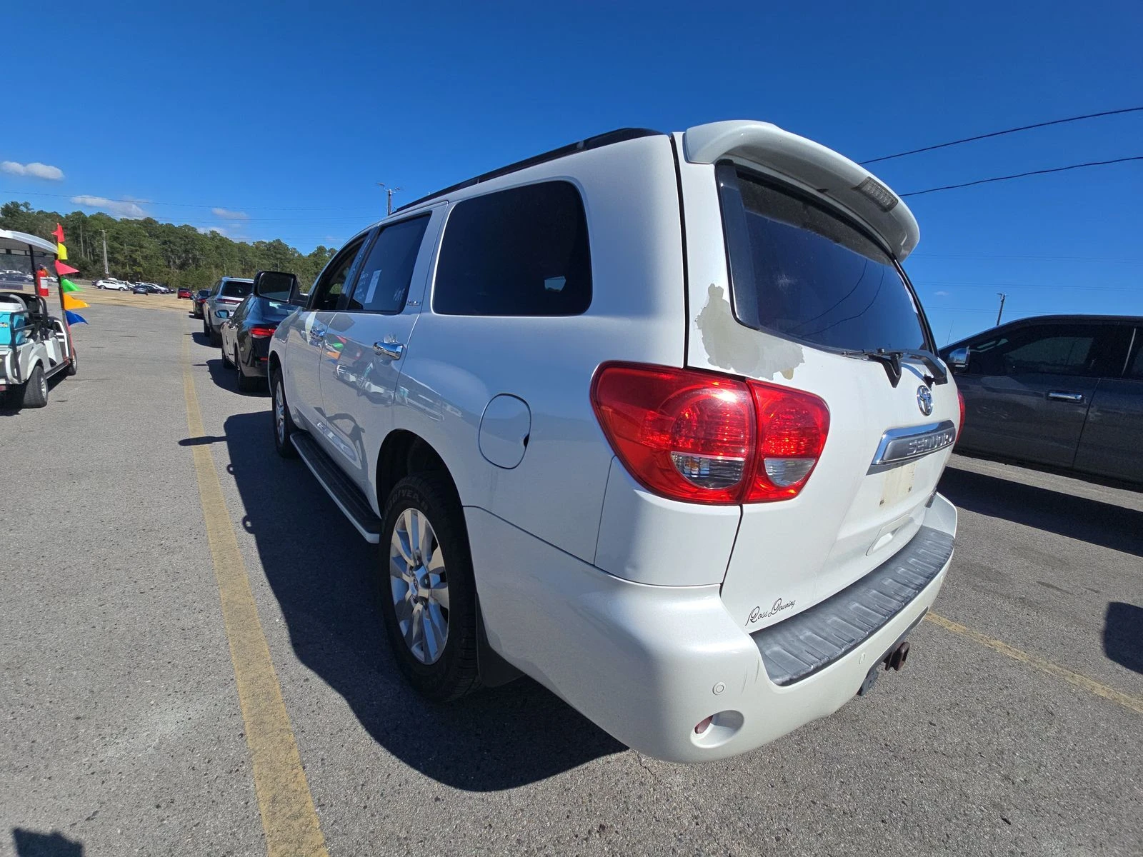 Toyota Sequoia  - изображение 6