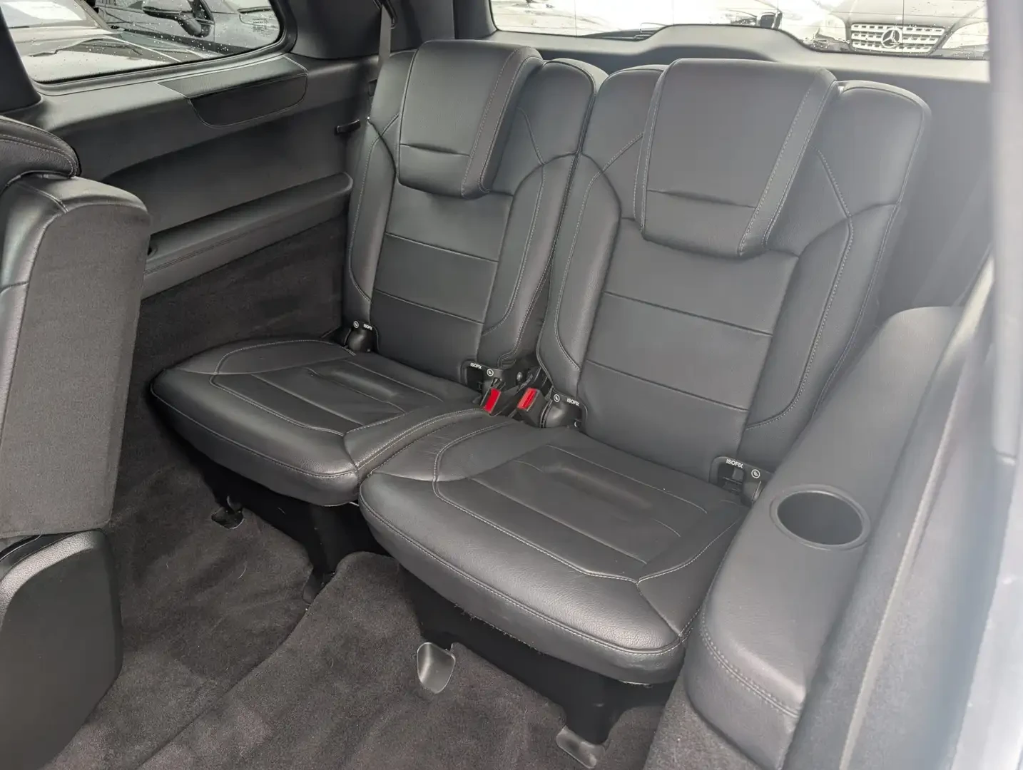 Mercedes-Benz GLS 500 550/ 4MATIC AMG LINE/360CAM/PANORAMA/SHADOW LINE/, снимка 17 - Автомобили и джипове - 55152489