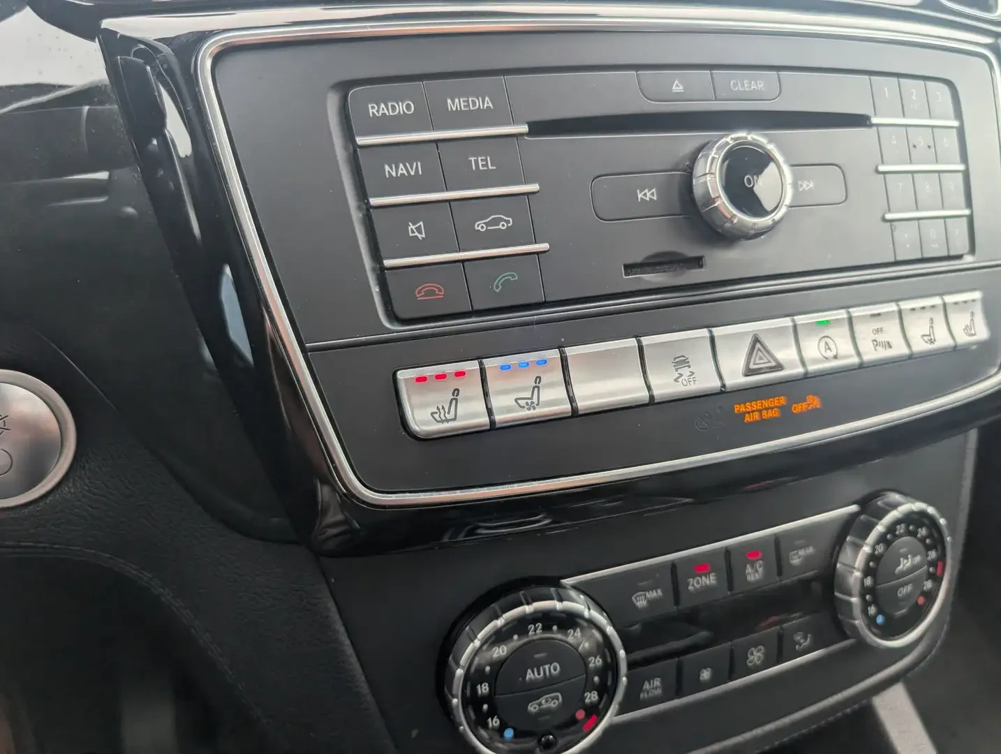 Mercedes-Benz GLS 500 550/ 4MATIC AMG LINE/360CAM/PANORAMA/SHADOW LINE/, снимка 8 - Автомобили и джипове - 55152489