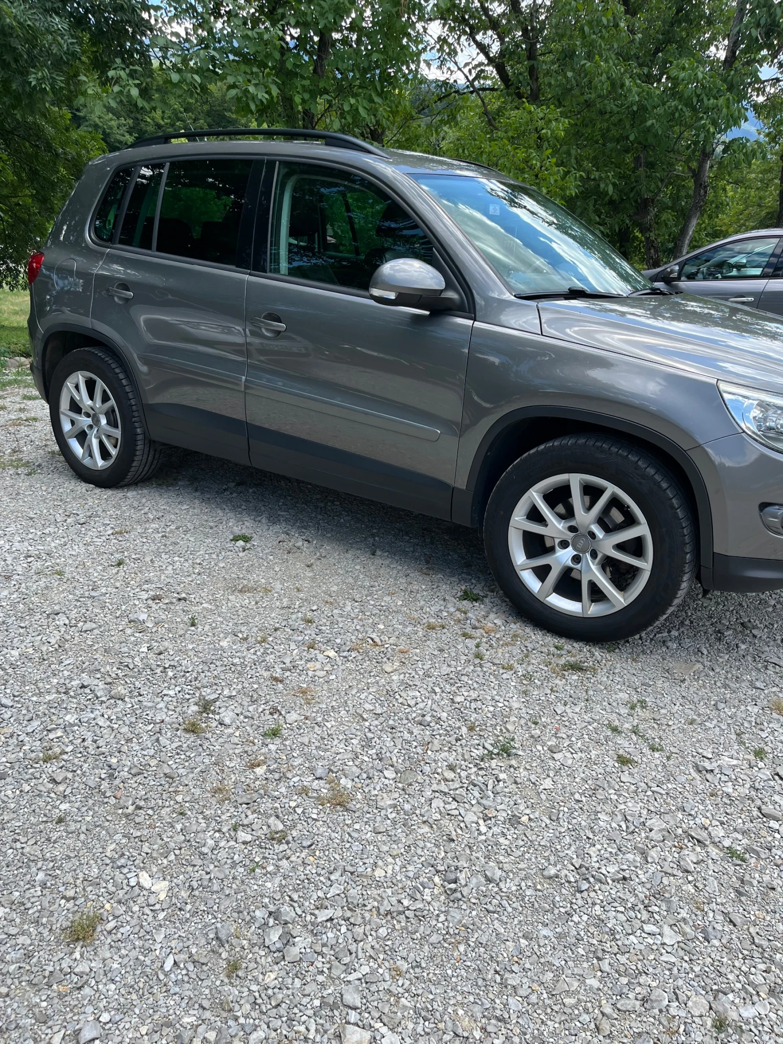 VW Tiguan, снимка 4 - Автомобили и джипове - 55455258
