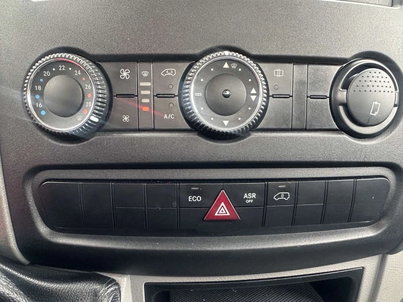 Mercedes-Benz Sprinter 316, снимка 12 - Бусове и автобуси - 53362659