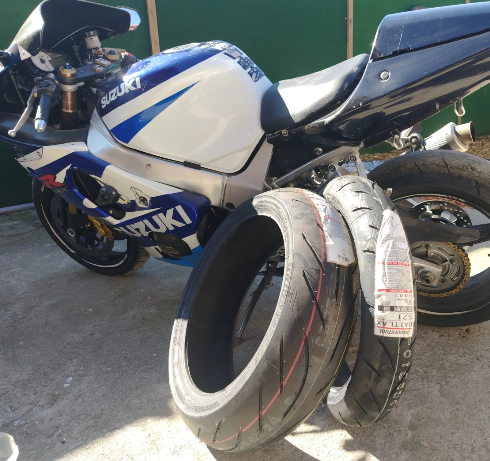 Suzuki Gsxr К1 - изображение 2