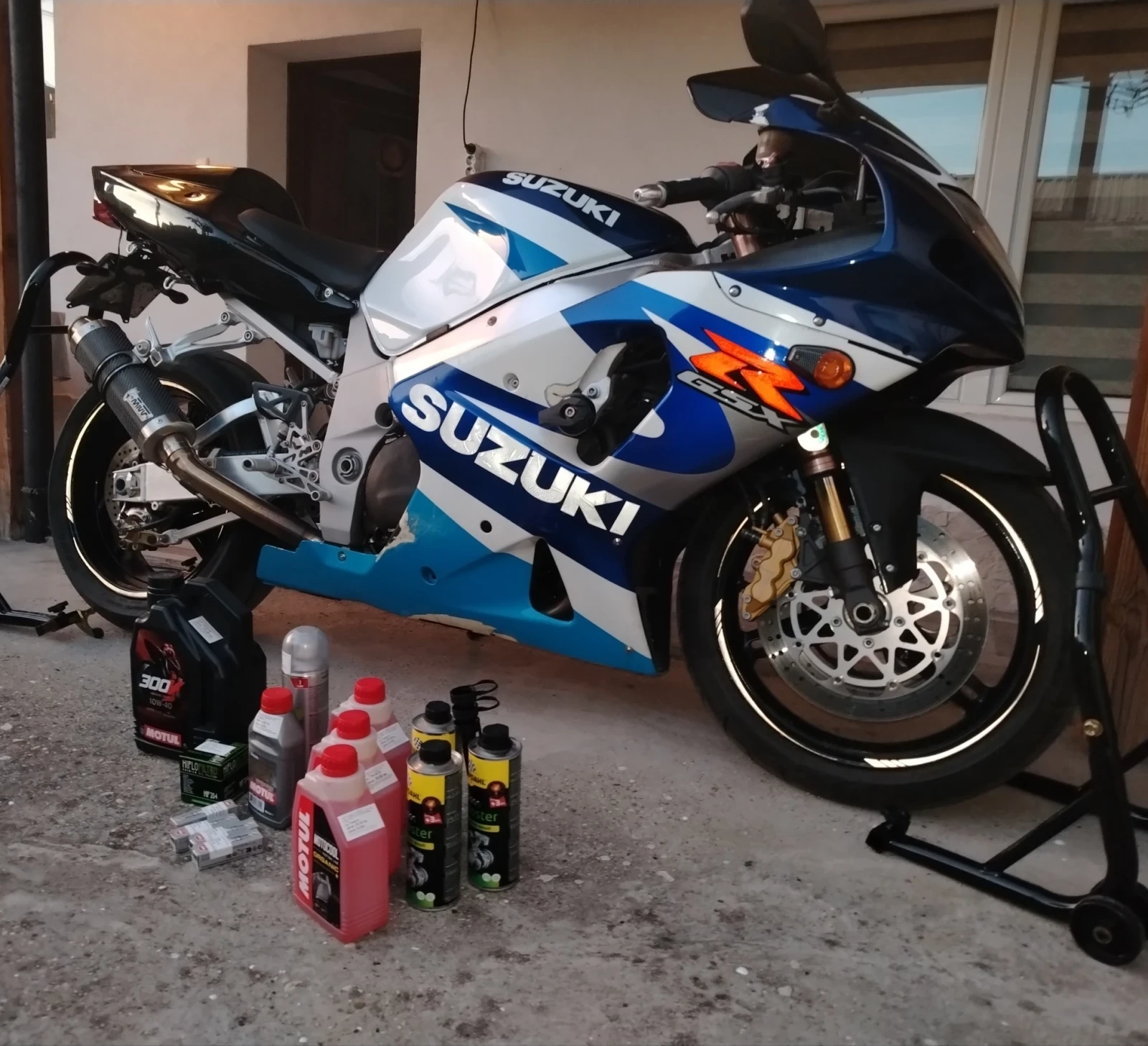 Suzuki Gsxr К1 - изображение 4