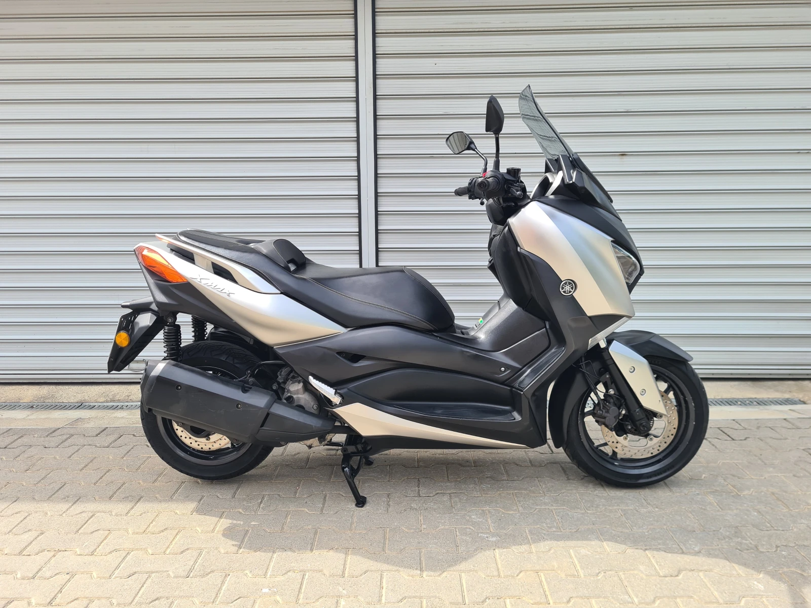 Yamaha X-max 300i ABS/TCS, снимка 2 - Мотоциклети и мототехника - 54417026