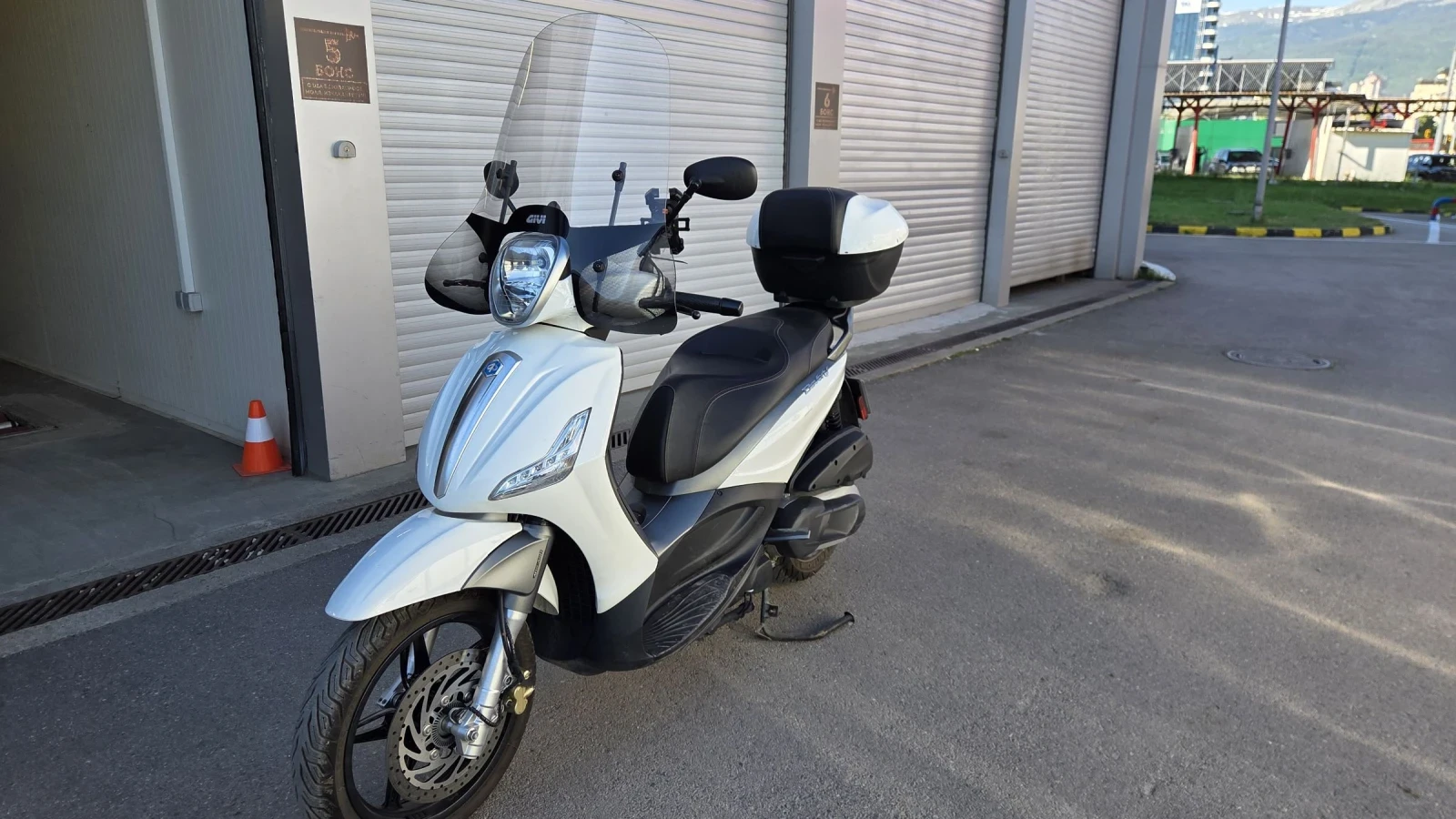 Piaggio Beverly ST 350