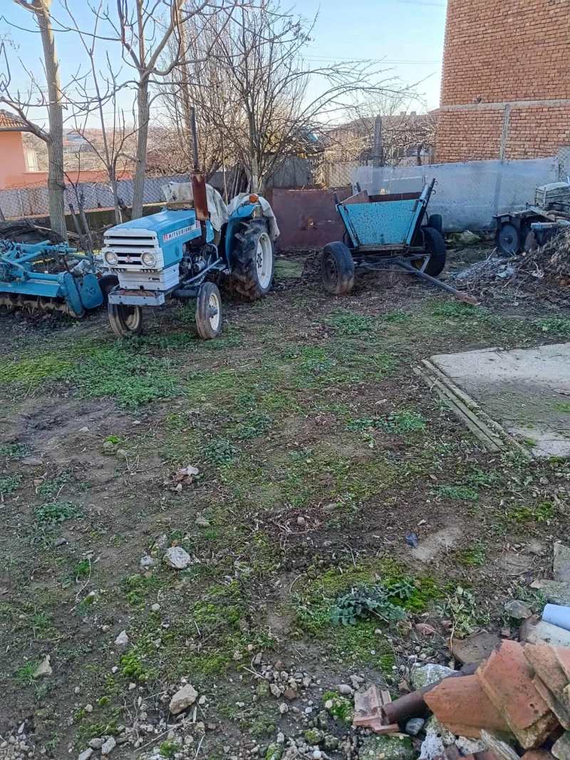 Трактор Mitsubishi D1650, снимка 9 - Селскостопанска техника - 52496233