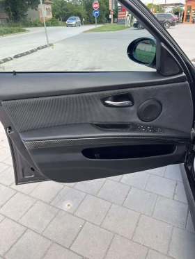 BMW 320, снимка 11