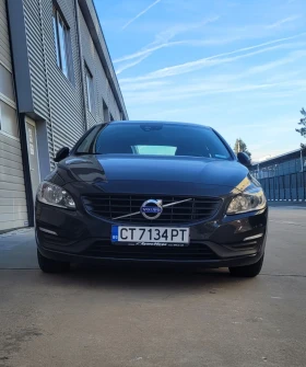 Volvo V60, снимка 1