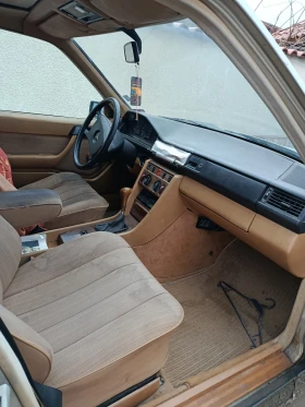 Mercedes-Benz 124 2.5 Дизел, снимка 11