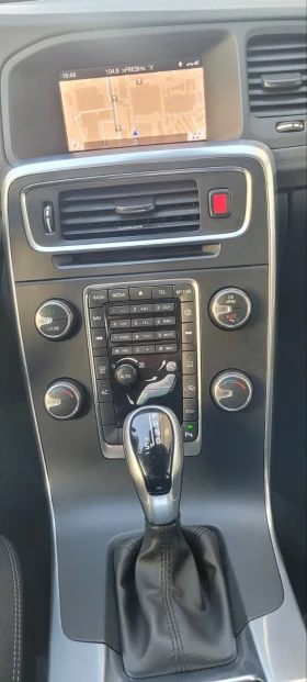 Volvo V60 | Mobile.bg    7