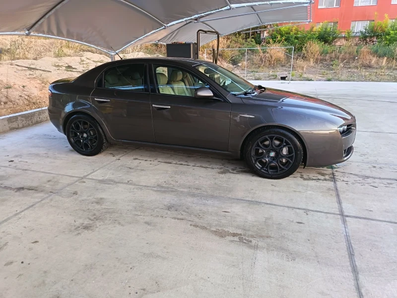 Alfa Romeo 159 2, 4JTD, снимка 3 - Автомобили и джипове - 52657179