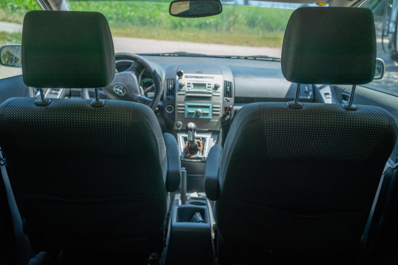 Toyota Corolla verso, снимка 13 - Автомобили и джипове - 46393650