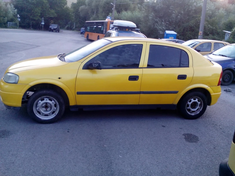 Opel Astra 16, снимка 1 - Автомобили и джипове - 47162987