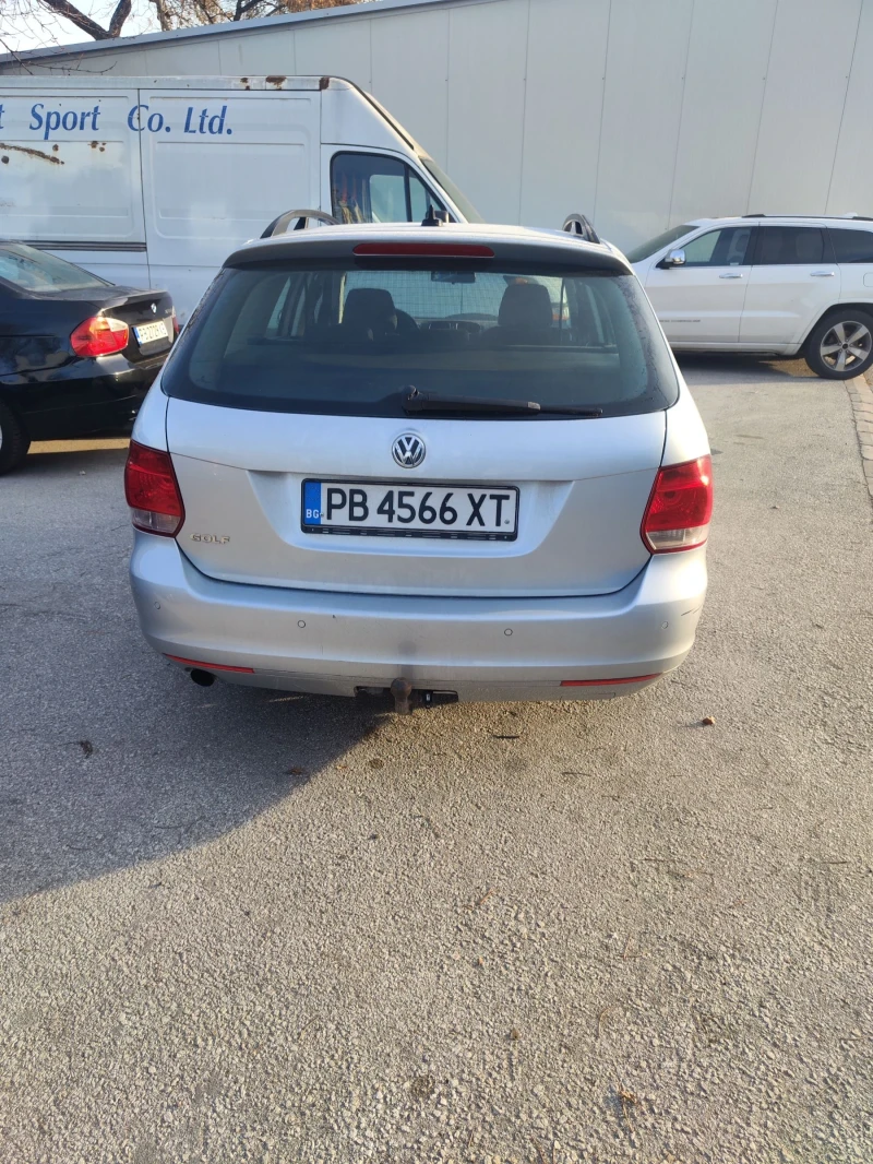 VW Golf 1.6 TDI, снимка 2 - Автомобили и джипове - 48119282