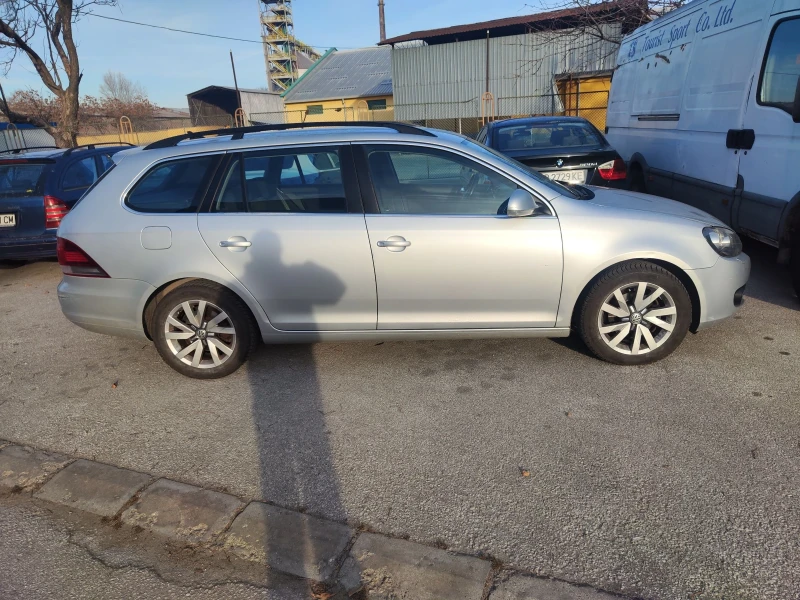 VW Golf 1.6 TDI, снимка 3 - Автомобили и джипове - 48119282