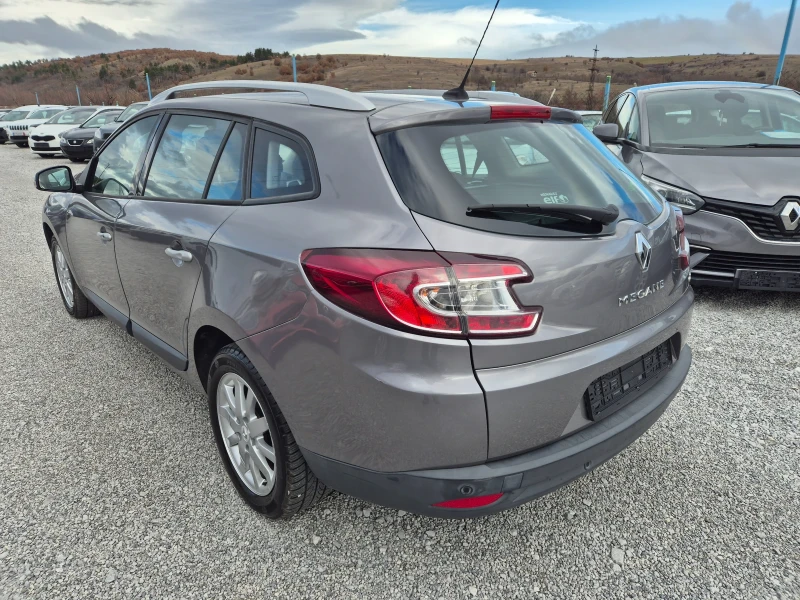 Renault Megane 1.5 dci, снимка 2 - Автомобили и джипове - 48180114