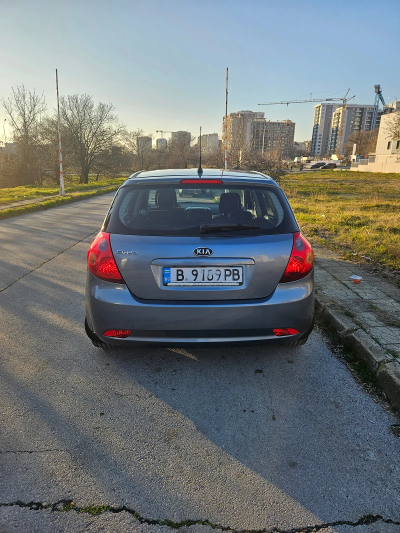 Kia Ceed, снимка 5 - Автомобили и джипове - 48836937