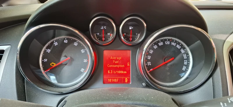 Opel Astra J, снимка 12 - Автомобили и джипове - 51165706