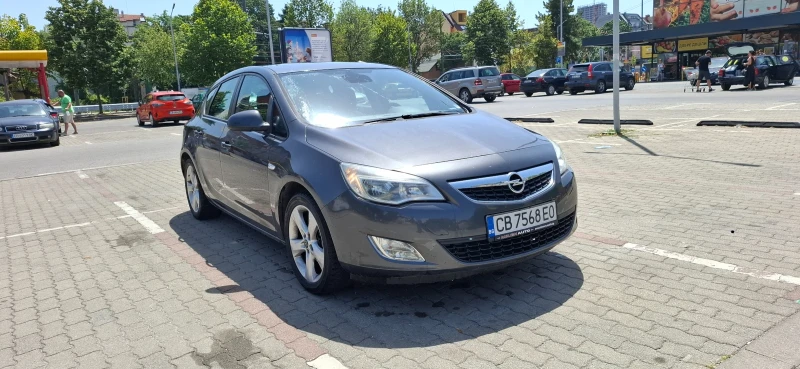 Opel Astra J