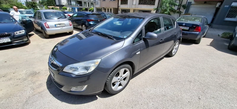 Opel Astra J, снимка 5 - Автомобили и джипове - 51165706