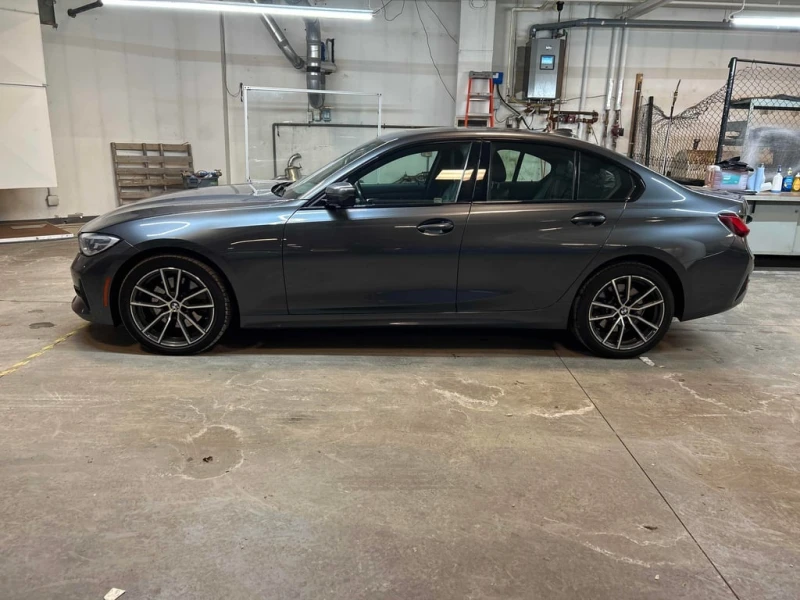 BMW 330 * 330i xDrive * CARFAX * ЦЕНА ДО БГ, снимка 3 - Автомобили и джипове - 52867368