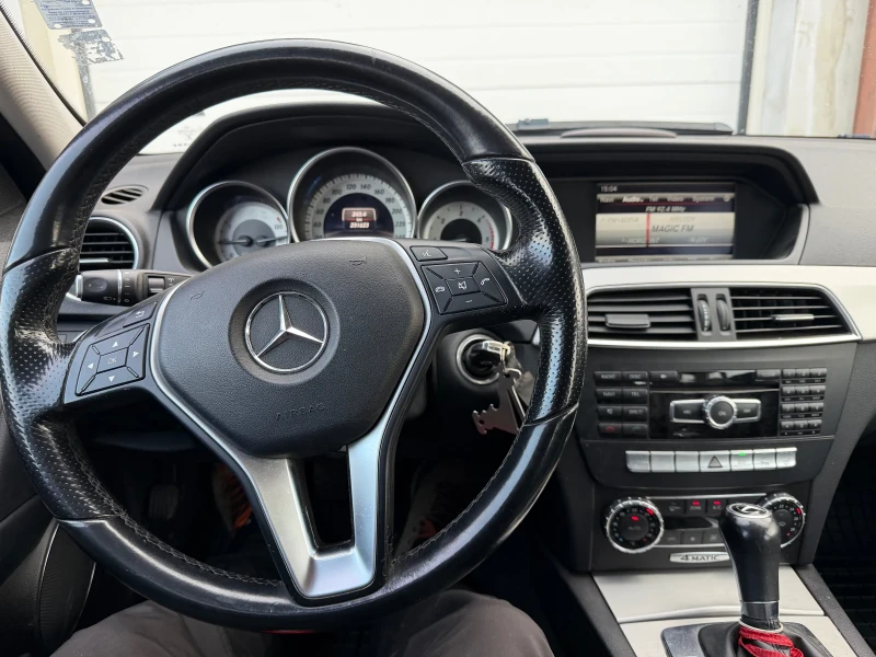 Mercedes-Benz C 250 4 matic, снимка 7 - Автомобили и джипове - 53045211