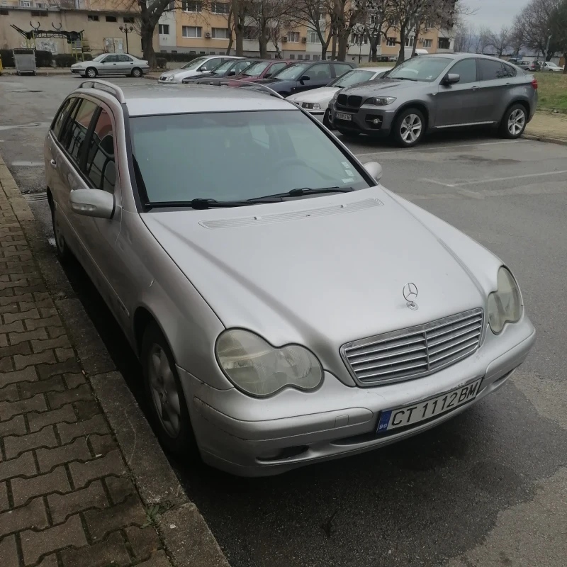 Mercedes-Benz C 220 C220, снимка 3 - Автомобили и джипове - 53536713